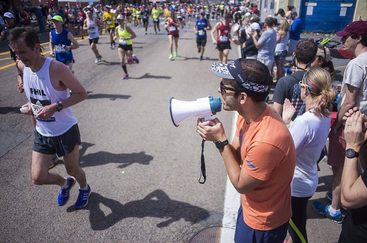 Breno Melo coaching at Boston Marathon - Aurora Starter Plan